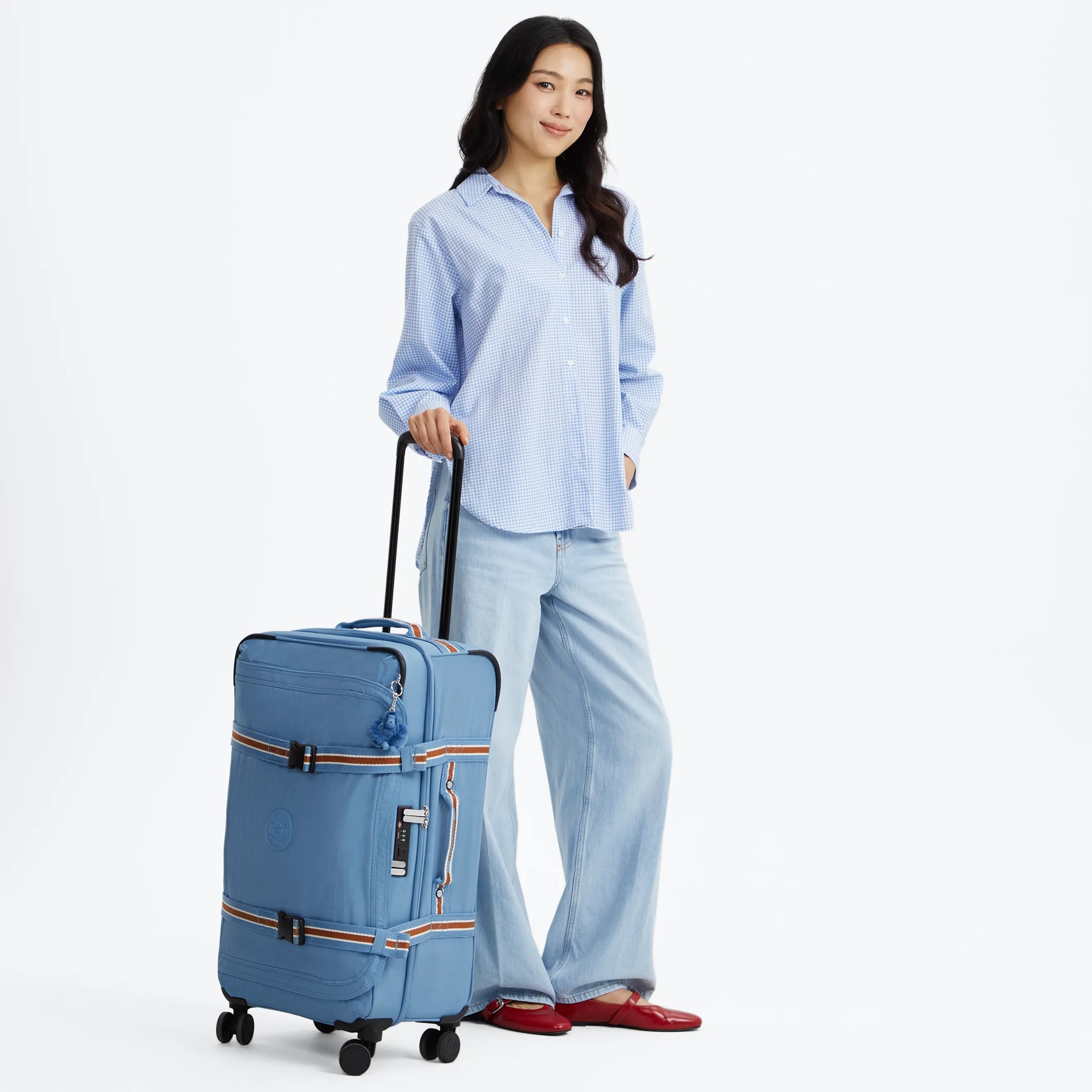 Spontaneous Medium Rolling Luggage - Image 2