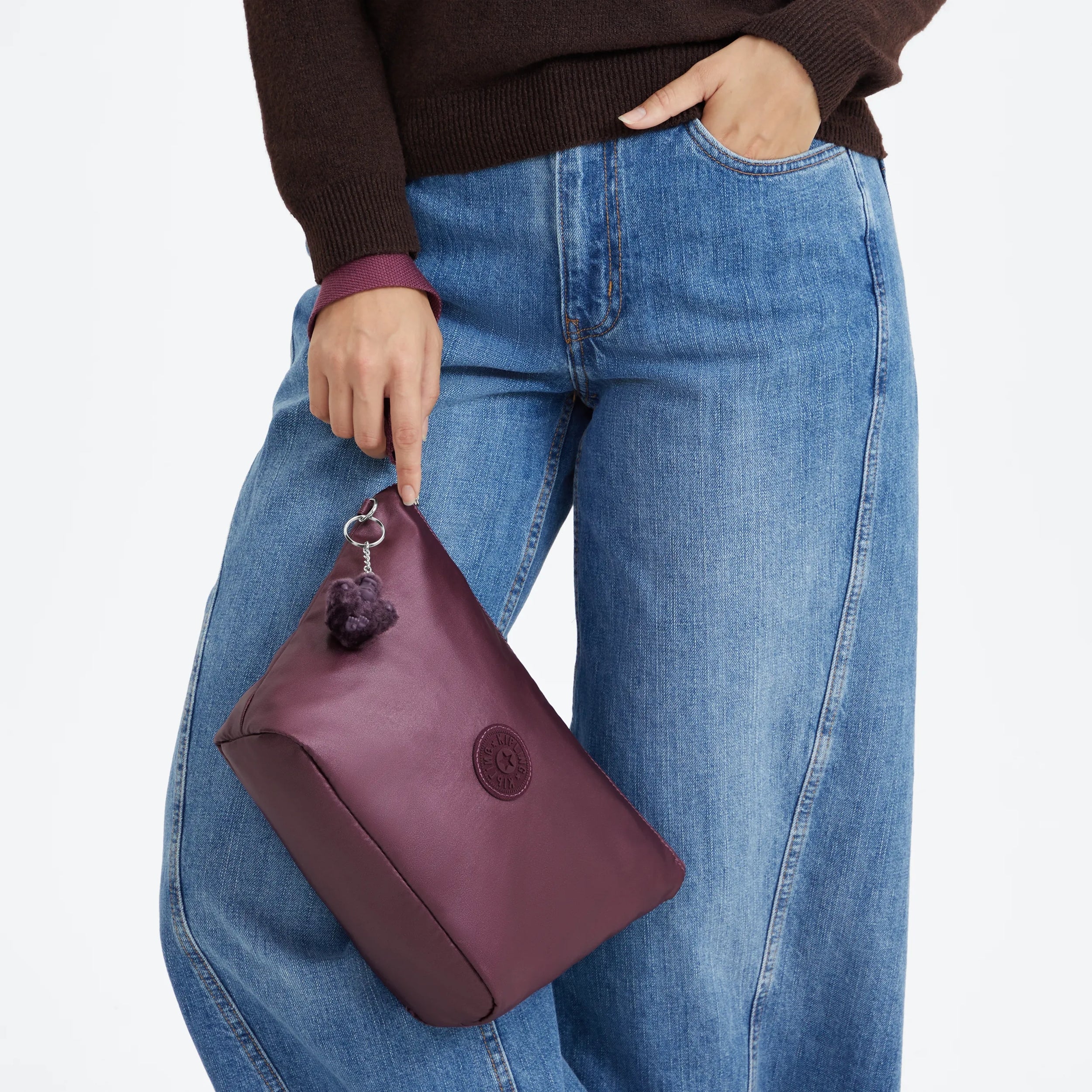 Naomi Large Metallic Pouch - Image 2